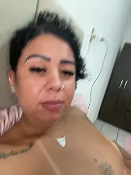 Cachinhossfd online show from February 2026 09:52:02 AM