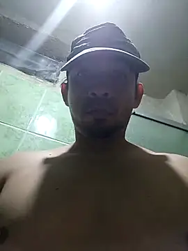 paladito01 online show from March 2026 04:02:02 AM