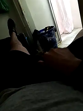 paladito01 online show from April 2026 08:47:02 PM