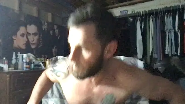 Snapshot of ARCHERTASTE chatting on February 2026 04:12:02 AM ARCHERTASTE online show from February 2026 04:12:02 AM