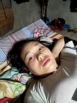 vanvan005 online show from February 2026 11:26:01 PM