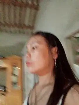 vanvan005 online show from May 2026 10:31:01 PM