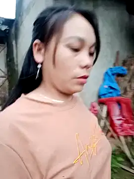 vanvan005 online show from April 2026 11:00:02 PM