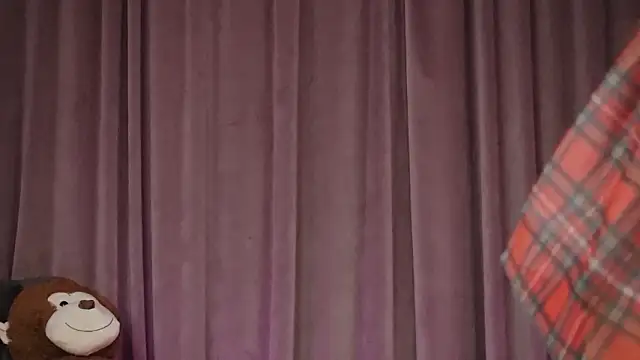 ZariaaVera online show from March 2026 09:00:02 PM