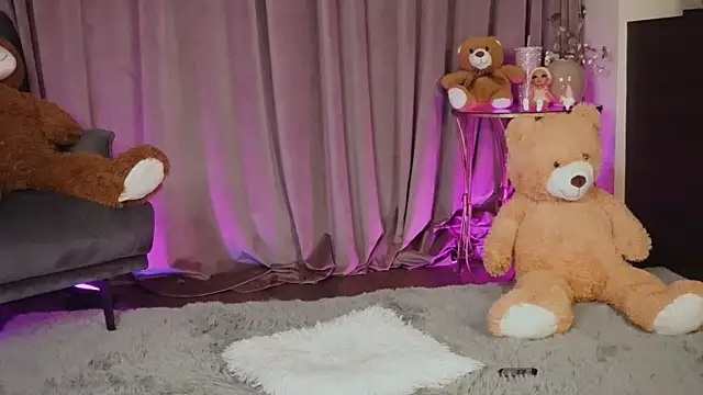 ZariaaVera online show from April 2026 08:04:01 PM