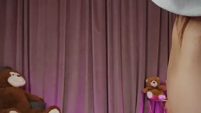 ZariaaVera online show from March 2026 07:51:01 PM