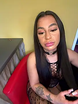 Snapshot of sweetxlayla chatting on January 2026 02:23:01 PM sweetxlayla online show from January 2026 02:23:01 PM