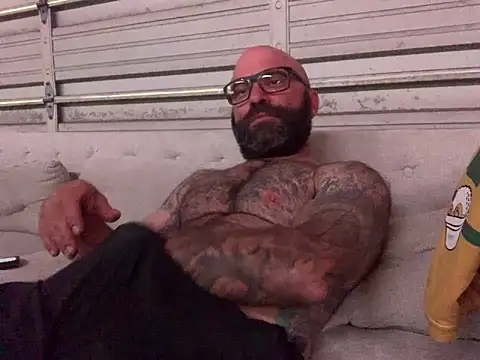 Snapshot of calimeatstick chatting on March 2026 11:54:01 PM calimeatstick online show from March 2026 11:54:01 PM