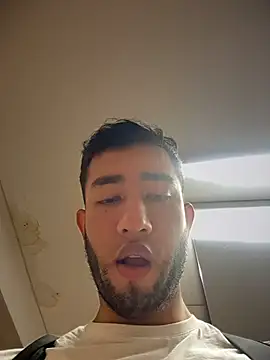 liam bronw online show from July 2026 03:42:01 PM
