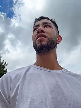 liam bronw online show from February 2026 02:05:01 PM