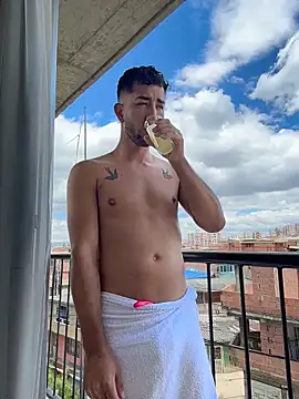 liam bronw online show from February 2026 04:53:02 PM