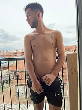 liam bronw online show from February 2026 03:50:01 PM