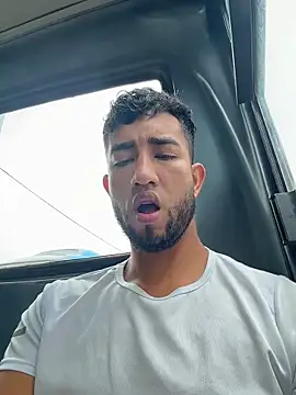 liam bronw online show from March 2026 06:33:01 PM