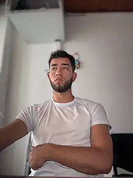 liam bronw online show from January 2026 09:08:01 PM