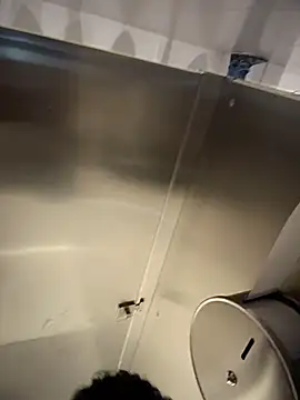 liam bronw online show from April 2026 06:09:02 PM