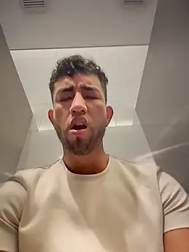 liam bronw online show from April 2026 06:47:01 PM