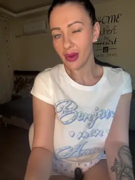 IRISWHITE17 online show from March 2026 06:28:02 AM