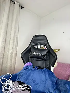 Stormi th online show from March 2026 02:06:01 AM