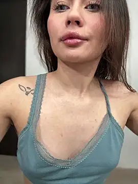 Stormi th online show from February 2026 09:40:02 AM