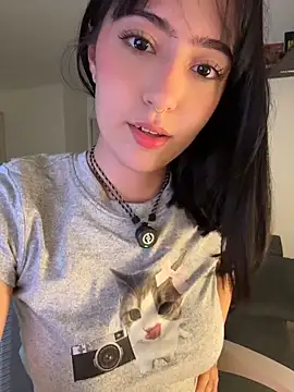 HinaSweet online show from March 2026 12:32:01 AM