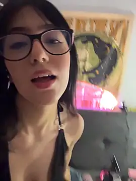 HinaSweet online show from February 2026 12:21:02 AM