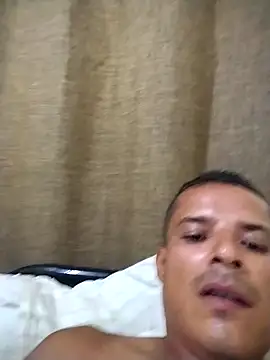 Snapshot of Gracho_25 chatting on February 2026 09:14:02 PM Gracho 25 online show from February 2026 09:14:02 PM