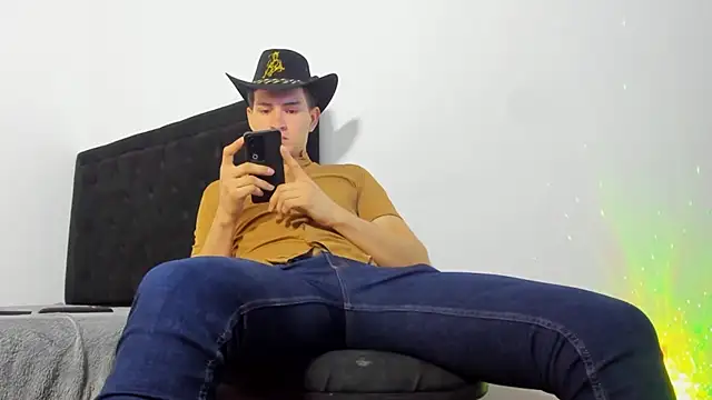 camilo model online show from February 2026 01:38:01 AM