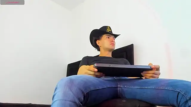 camilo model online show from March 2026 04:44:02 PM