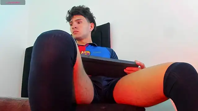 camilo model online show from March 2026 07:14:02 PM