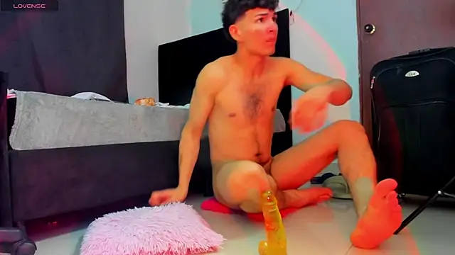 camilo model online show from March 2026 04:03:01 AM