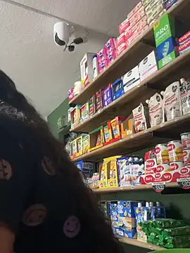 lannabellx online show from February 2026 08:41:01 PM