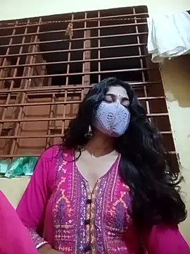 queenneha69 online show from June 2026 06:05:02 PM