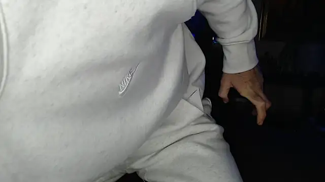 EspanolVato online show from March 2026 10:18:02 AM