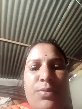 Hot hiuj online show from February 2026 02:58:01 PM