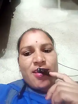 Hot hiuj online show from March 2026 05:30:01 PM