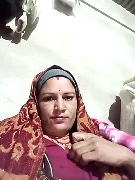 Hot hiuj online show from January 2026 11:31:02 PM