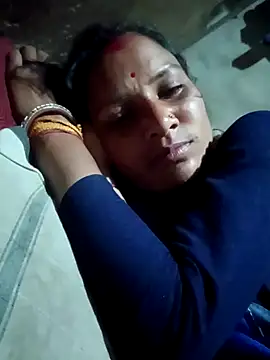 Hot hiuj online show from April 2026 04:24:01 PM