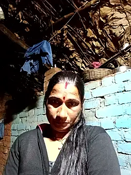 Hot bhi38 online show from February 2026 09:45:01 PM