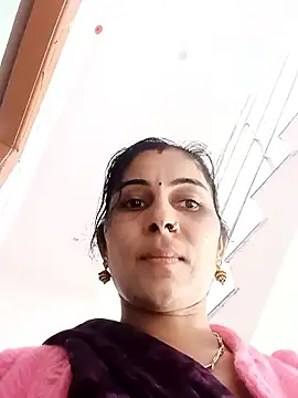 Snapshot of Hot_ree85 chatting on January 2026 08:07:01 AM Hot ree85 online show from January 2026 08:07:01 AM