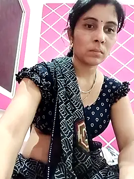 Snapshot of Hot_ree85 chatting on February 2026 09:06:01 AM Hot ree85 online show from February 2026 09:06:01 AM