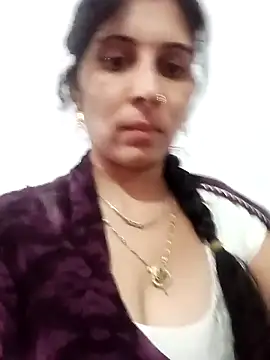 Hot ree85 online show from March 2026 04:58:02 PM