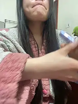 lealia699 online show from February 2026 02:37:01 PM