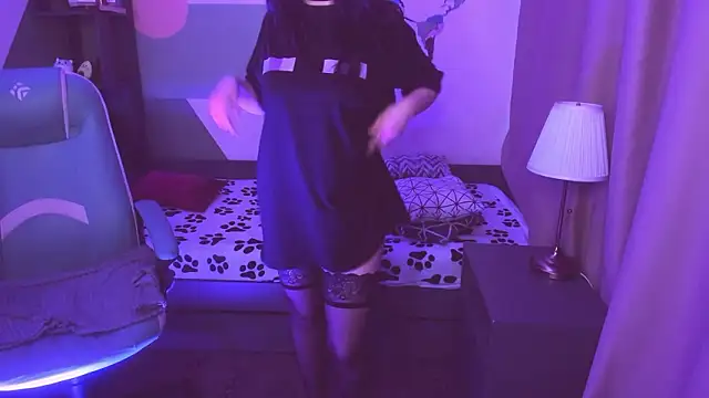 Emily tender online show from February 2026 05:51:02 AM