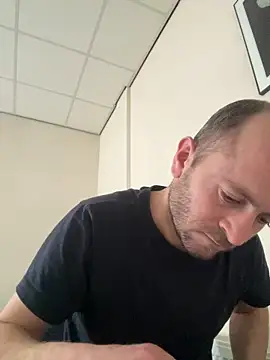 Majestik1 online show from March 2026 10:36:01 AM