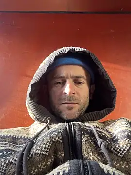 Snapshot of Majestik1 chatting on January 2026 11:25:02 AM Majestik1 online show from January 2026 11:25:02 AM