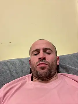 Snapshot of Majestik1 chatting on January 2026 08:56:01 PM Majestik1 online show from January 2026 08:56:01 PM