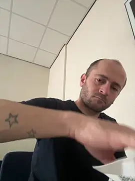 Majestik1 online show from March 2026 11:10:01 AM