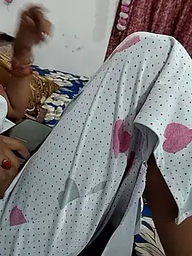 Snapshot of Night-Couple2 chatting on March 2026 08:21:02 AM Night-Couple2 online show from March 2026 08:21:02 AM