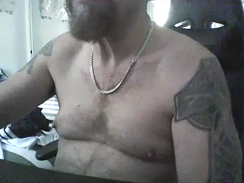 Snapshot of loudandproud chatting on June 2026 05:23:02 AM loudandproud online show from June 2026 05:23:02 AM