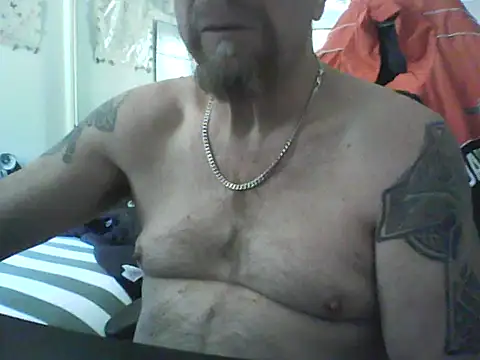 loudandproud online show from June 2026 01:11:02 AM